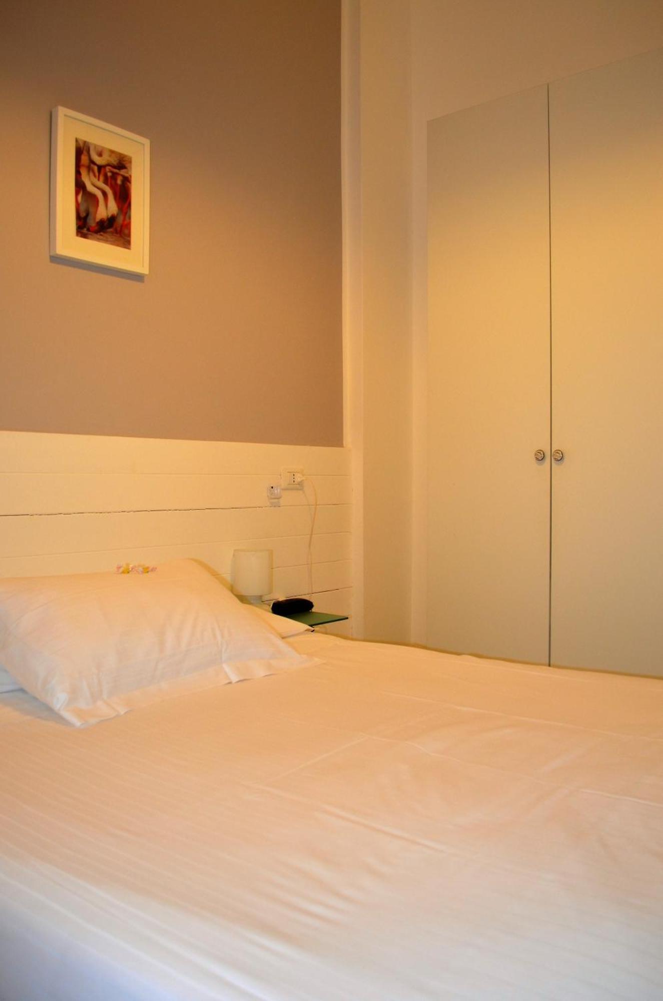 Hotel Spot Varazze Cameră foto