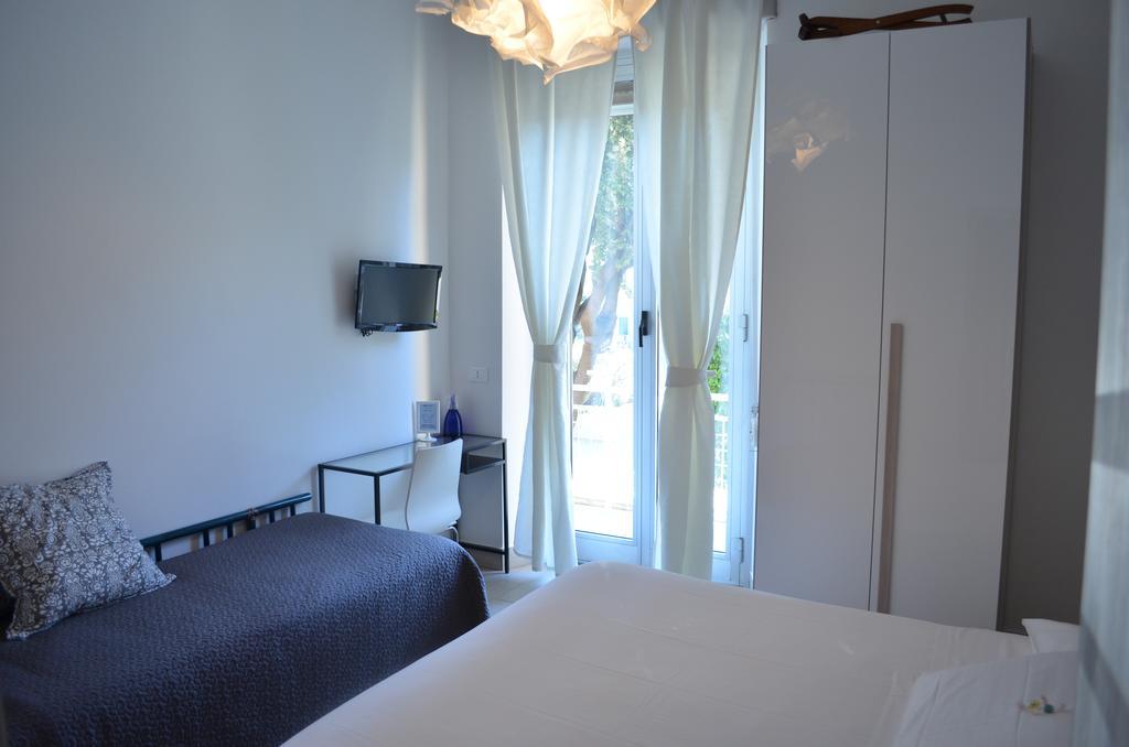 Hotel Spot Varazze Cameră foto