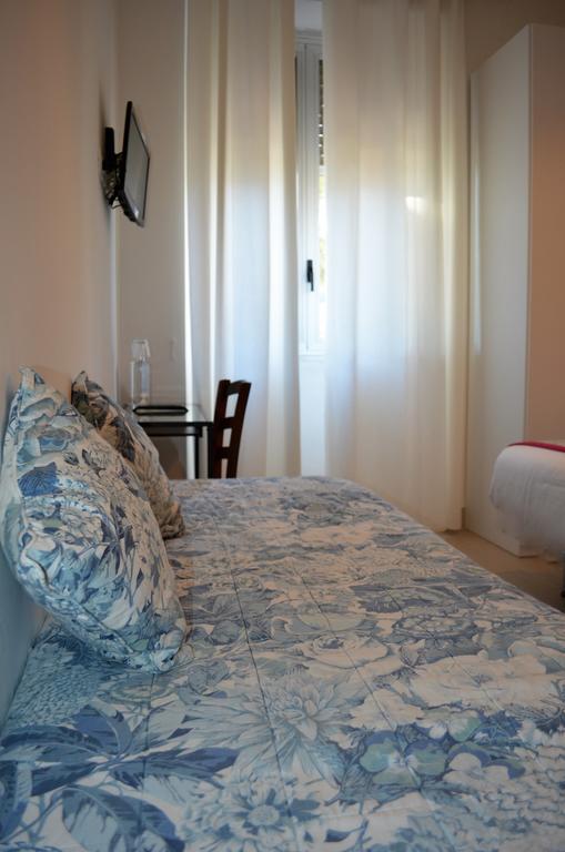 Hotel Spot Varazze Cameră foto
